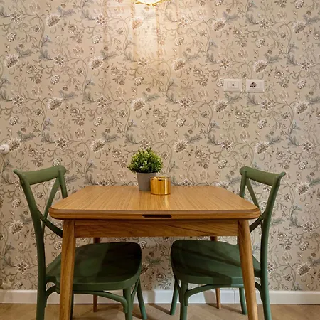 Apartment Amelie - Gem Of Trastevere Rome